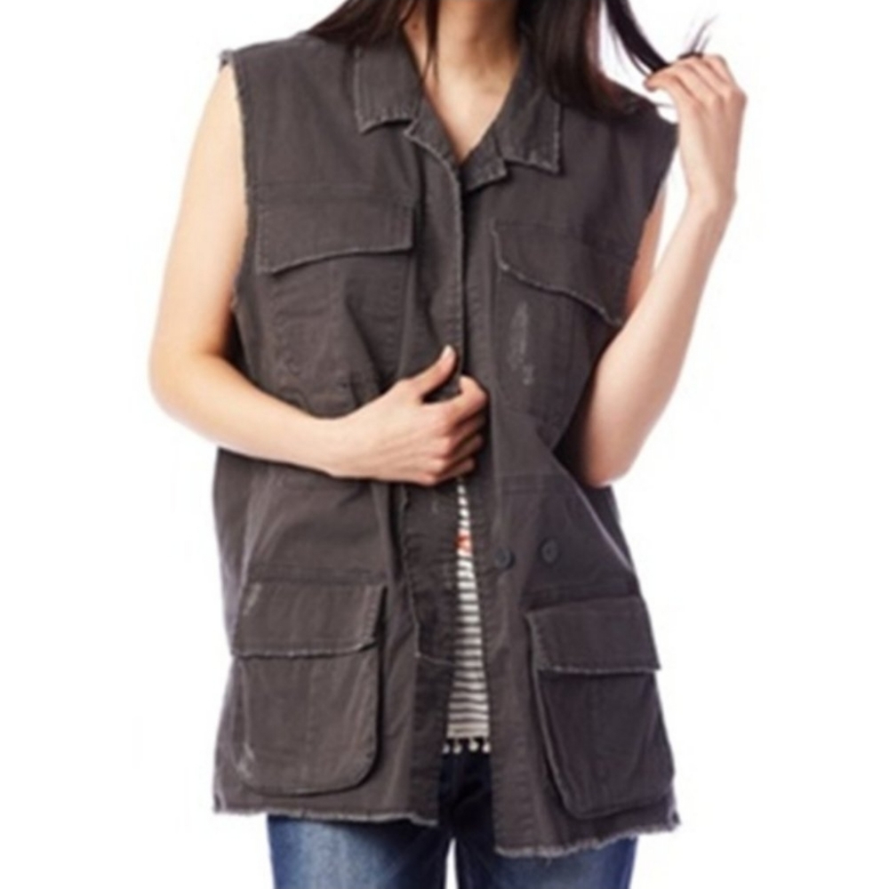 Distressed Military Vest NWOT